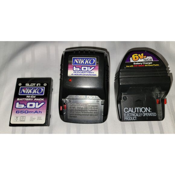 Nikko 6.0V Ni-Cd Battery 4 Hour Charger-2 Plug In Chargers and 1 Slot-In Battery - Picture 1 of 5